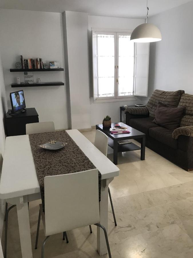 Conde De Ibarra Lägenhet Sevilla Exteriör bild